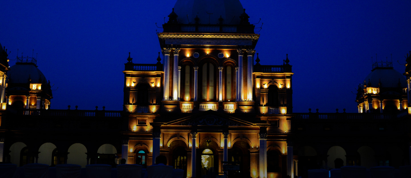 Noor Mahal in Bahawalpur at Night