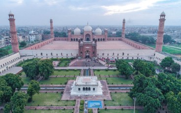 Badshahi Mosque, Lahore: Timings, Ticket Price & More! | Zameen Blog