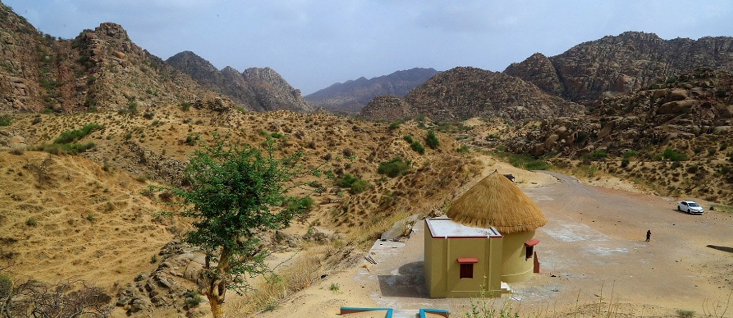 Karoonjhar mountains in tharparkar, Sindh